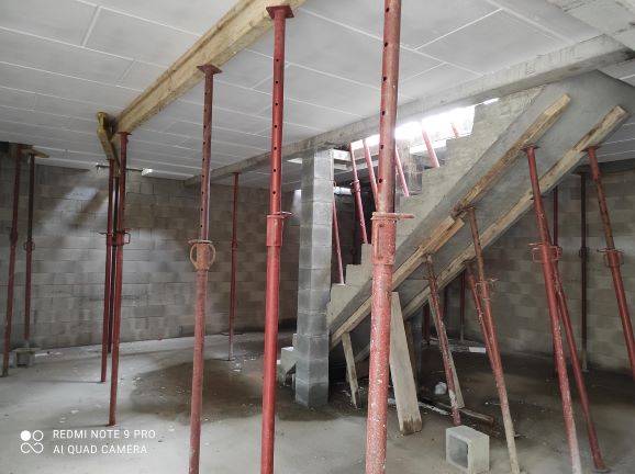 Elévation de la maçonnerie de l'étage d'une maison à QUINT-FONSEGRIVES